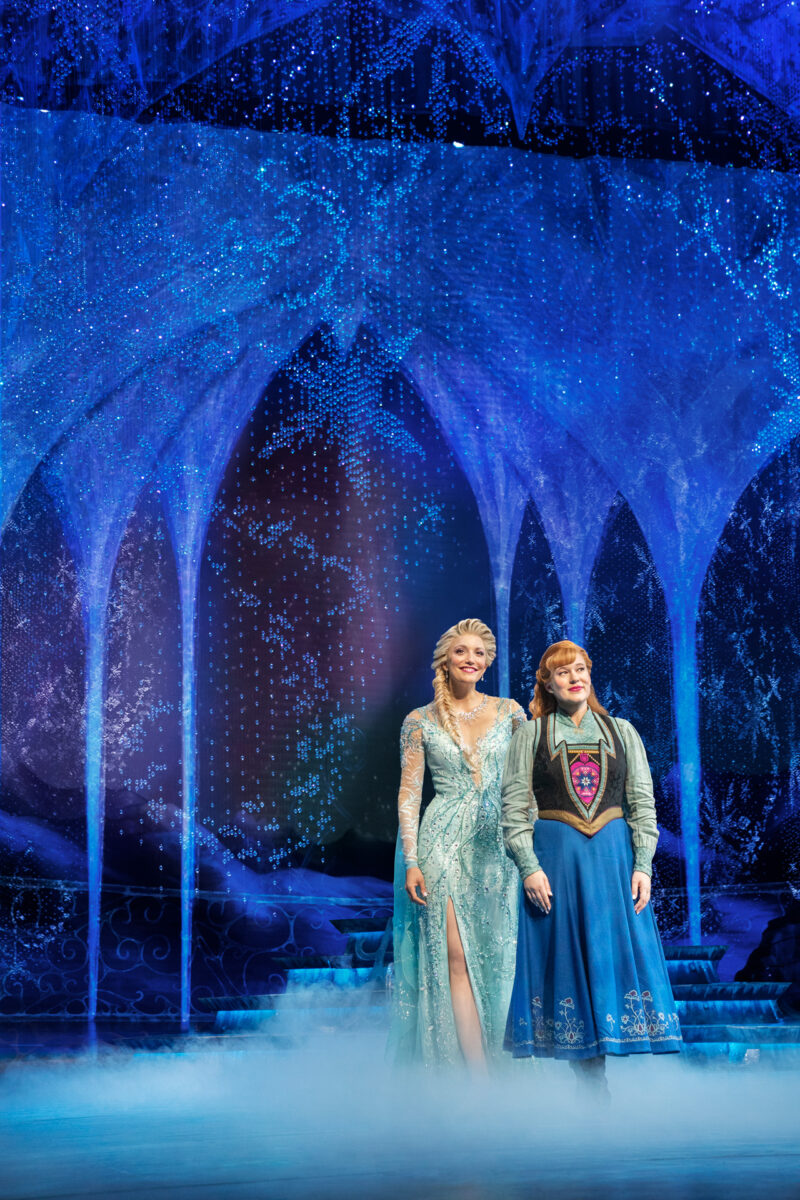 Caroline Bowman, Lauren Nicole chaplin (photo by Matthew Murphy)