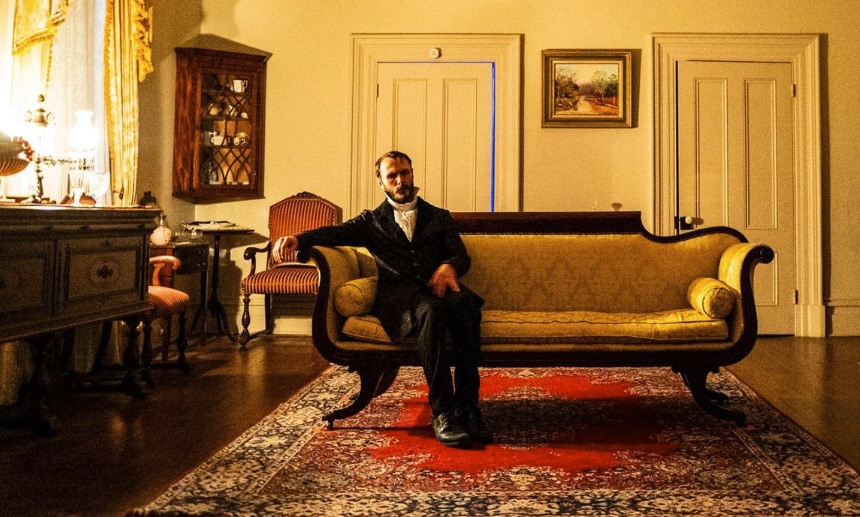 disc_sofa__adj.jpg