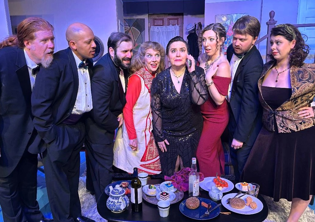 rumors_show_pic_1.jpg